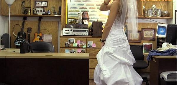  Hot babe pawns wedding dress and banged